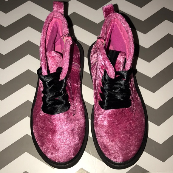 crushed velvet combat boots! - Picture 5 of 11